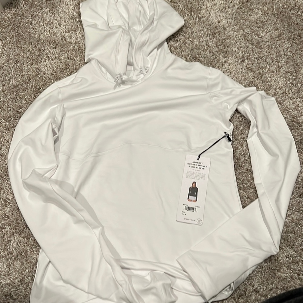 Alo soft hooded runner long sleeve